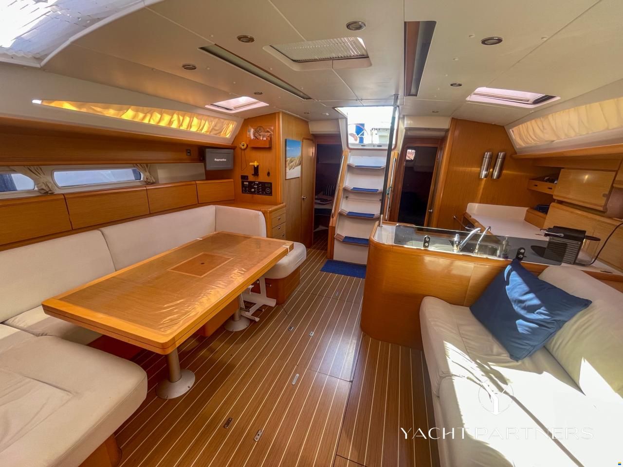 Jeanneau 53