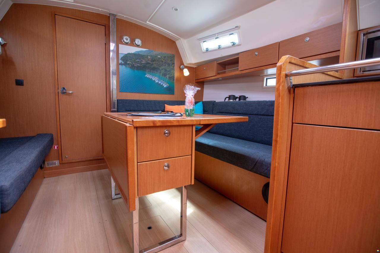 Bavaria 36 Cruiser