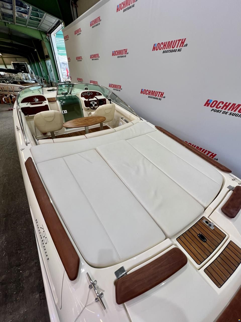 Jeanneau Runabout 755