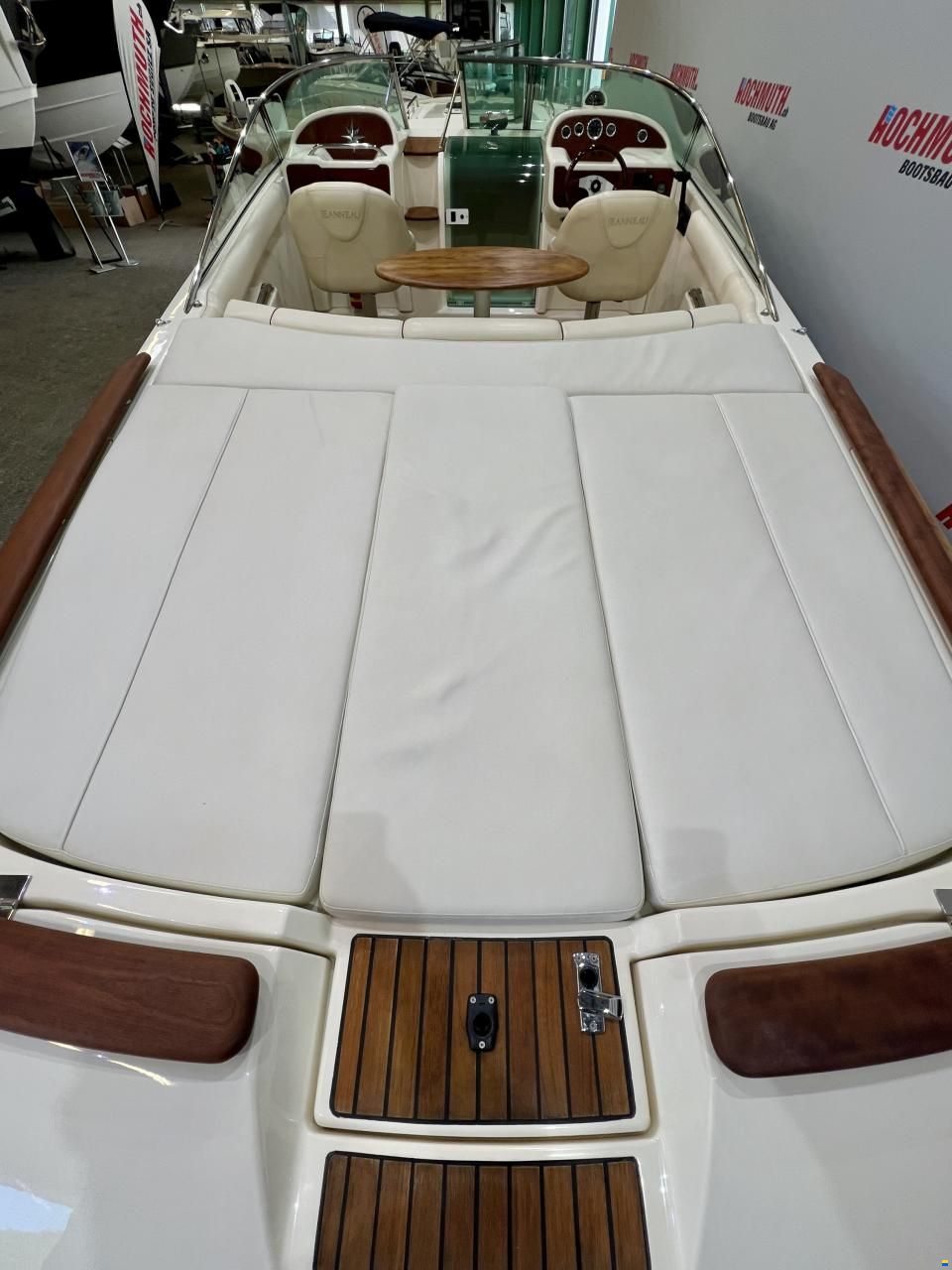 Jeanneau Runabout 755