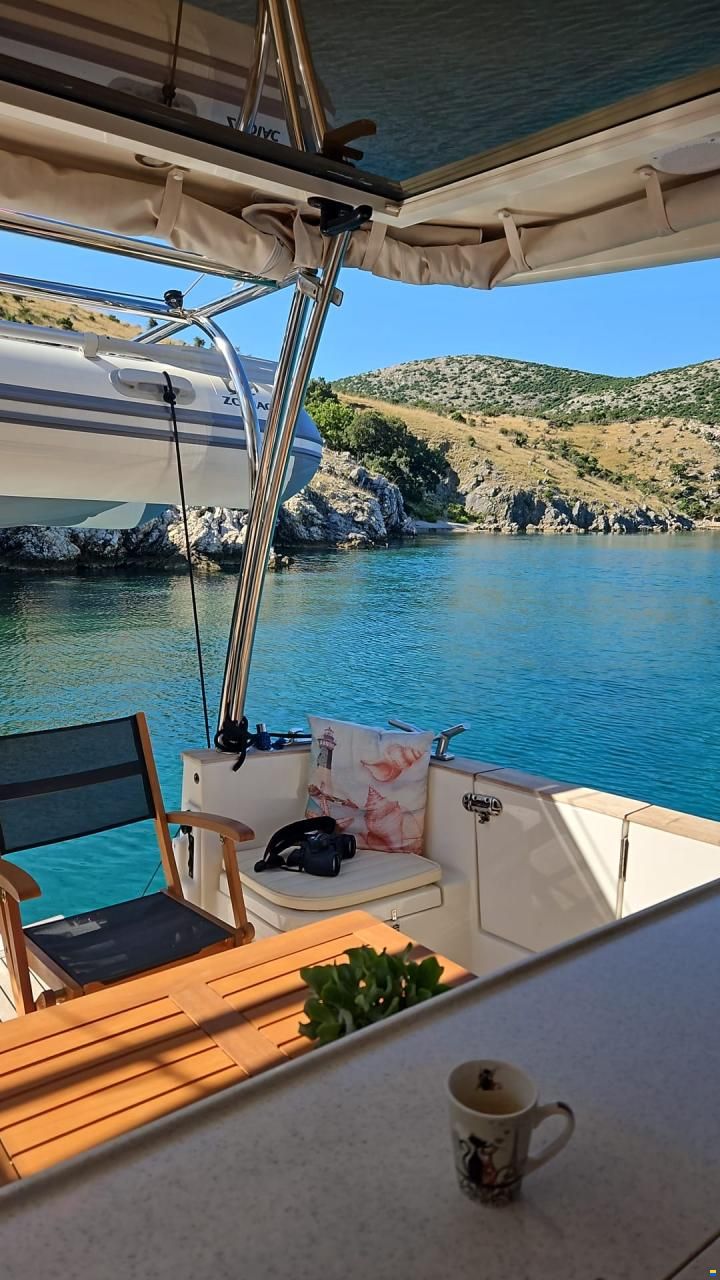 Greenline 40 Solar