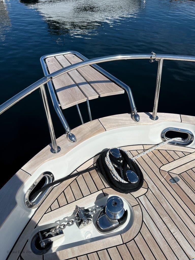 Greenline 40 Solar