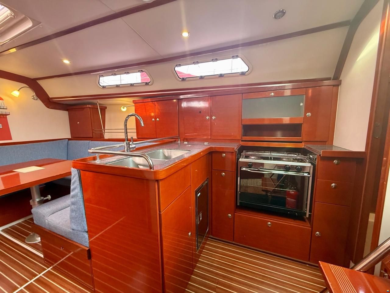 Hanse 370