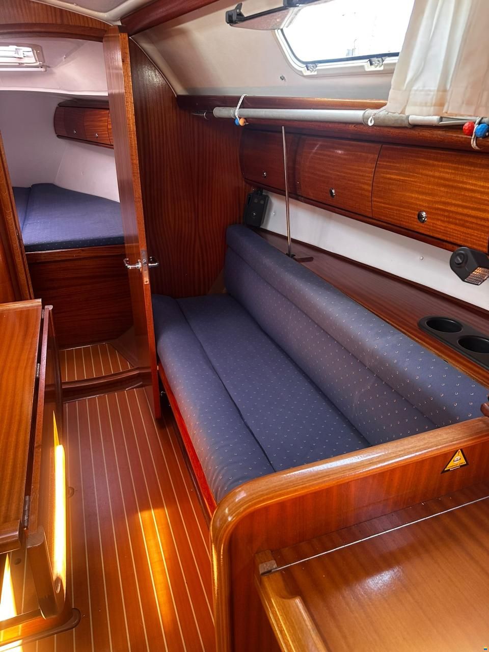 Bavaria 32