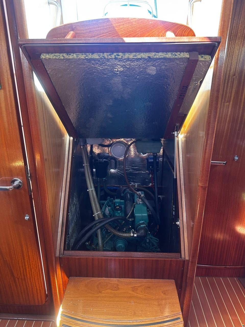 Bavaria 32