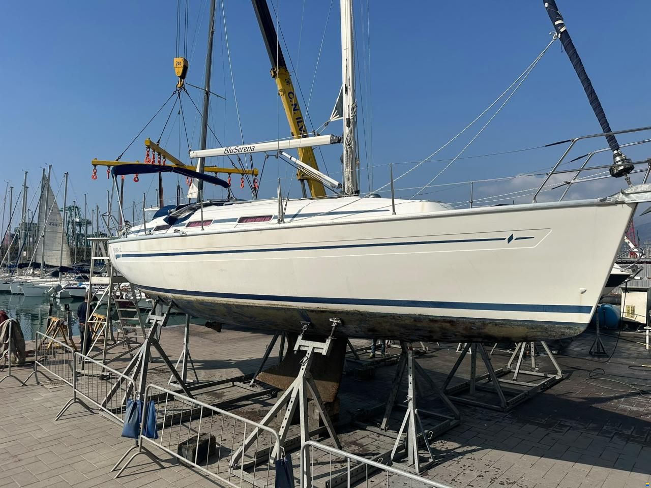 Bavaria 32