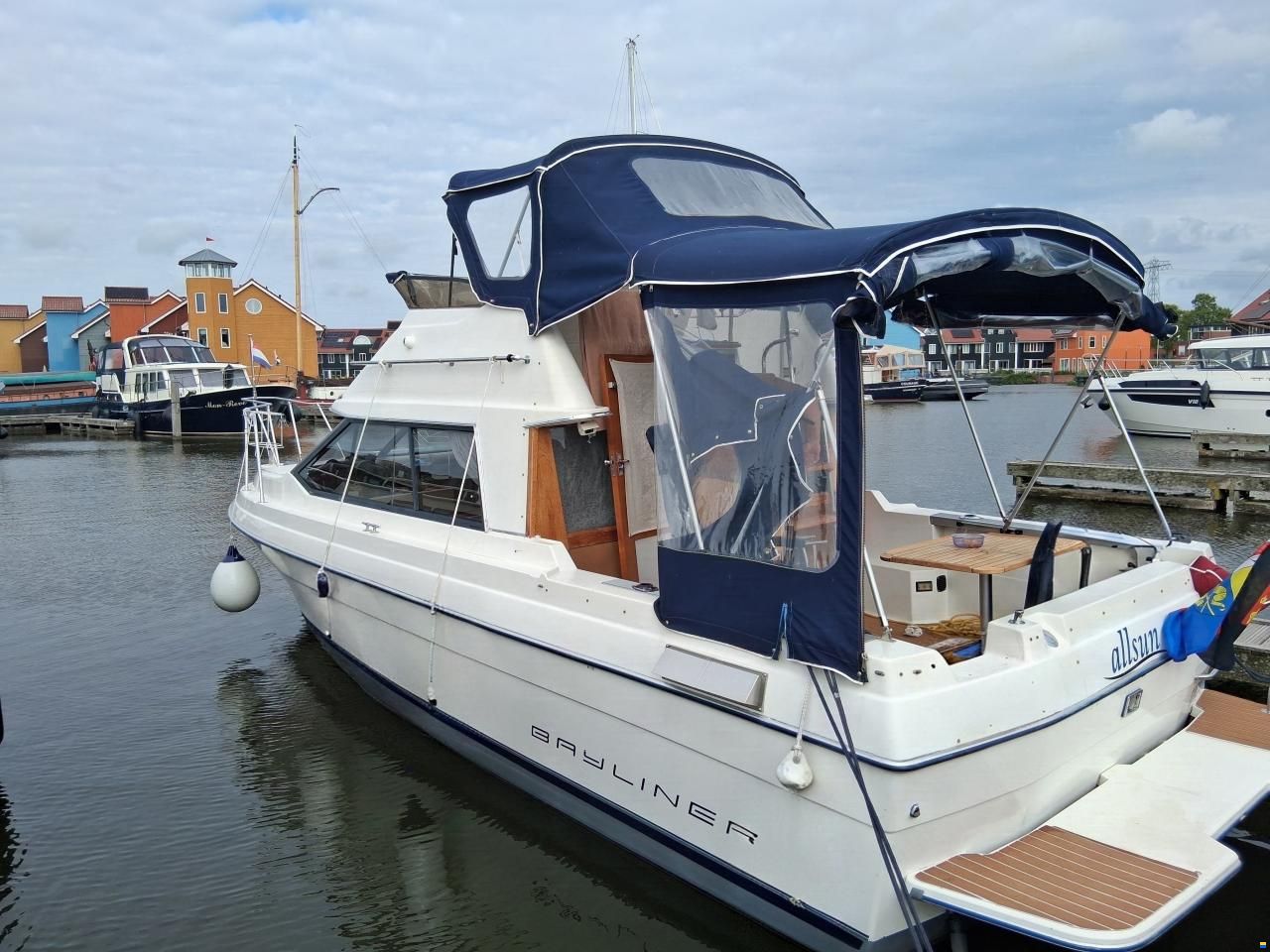 Bayliner 2556