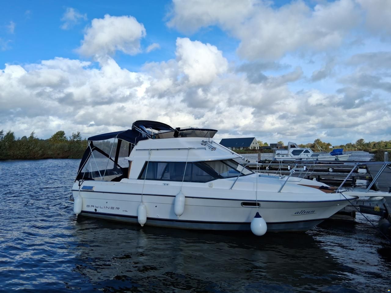Bayliner 2556