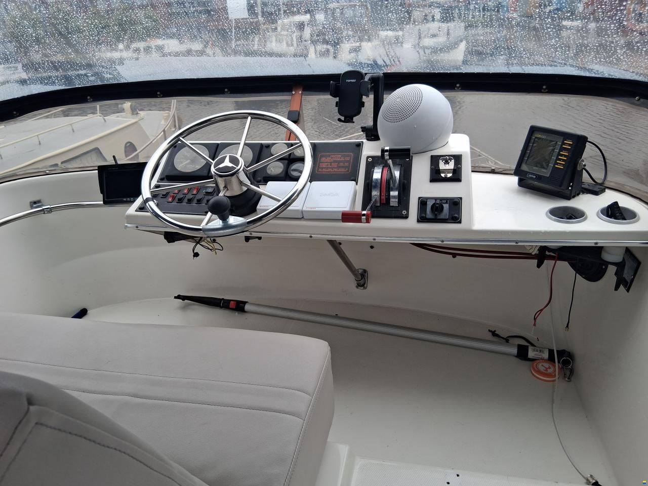 Bayliner 2556