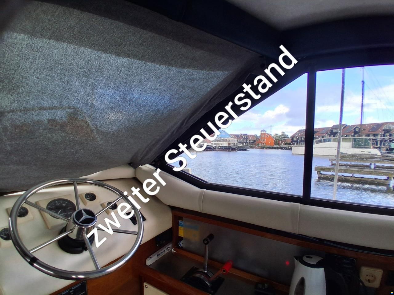 Bayliner 2556