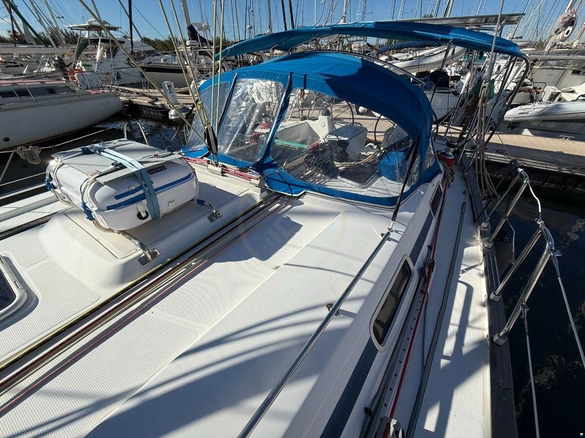 Bavaria 44