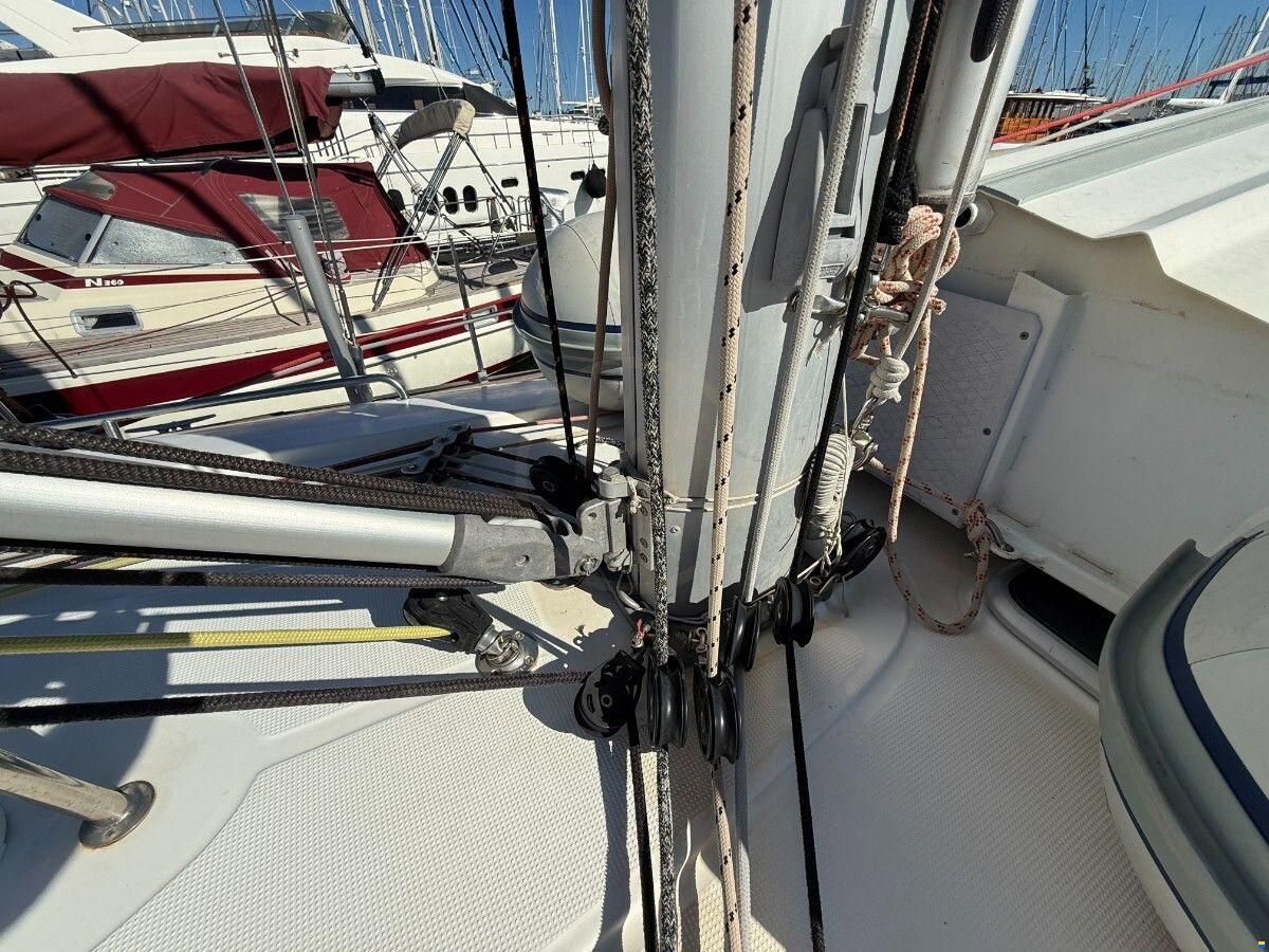 Bavaria 44