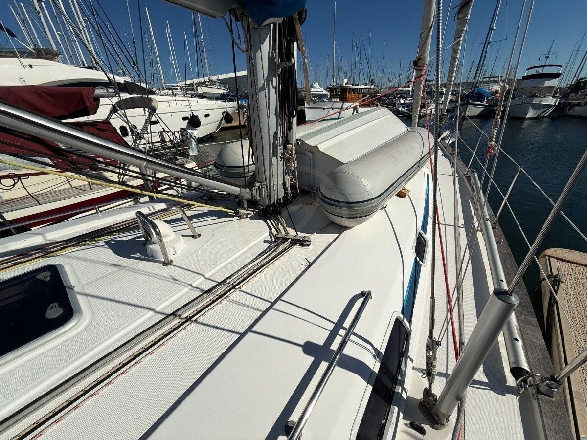 Bavaria 44