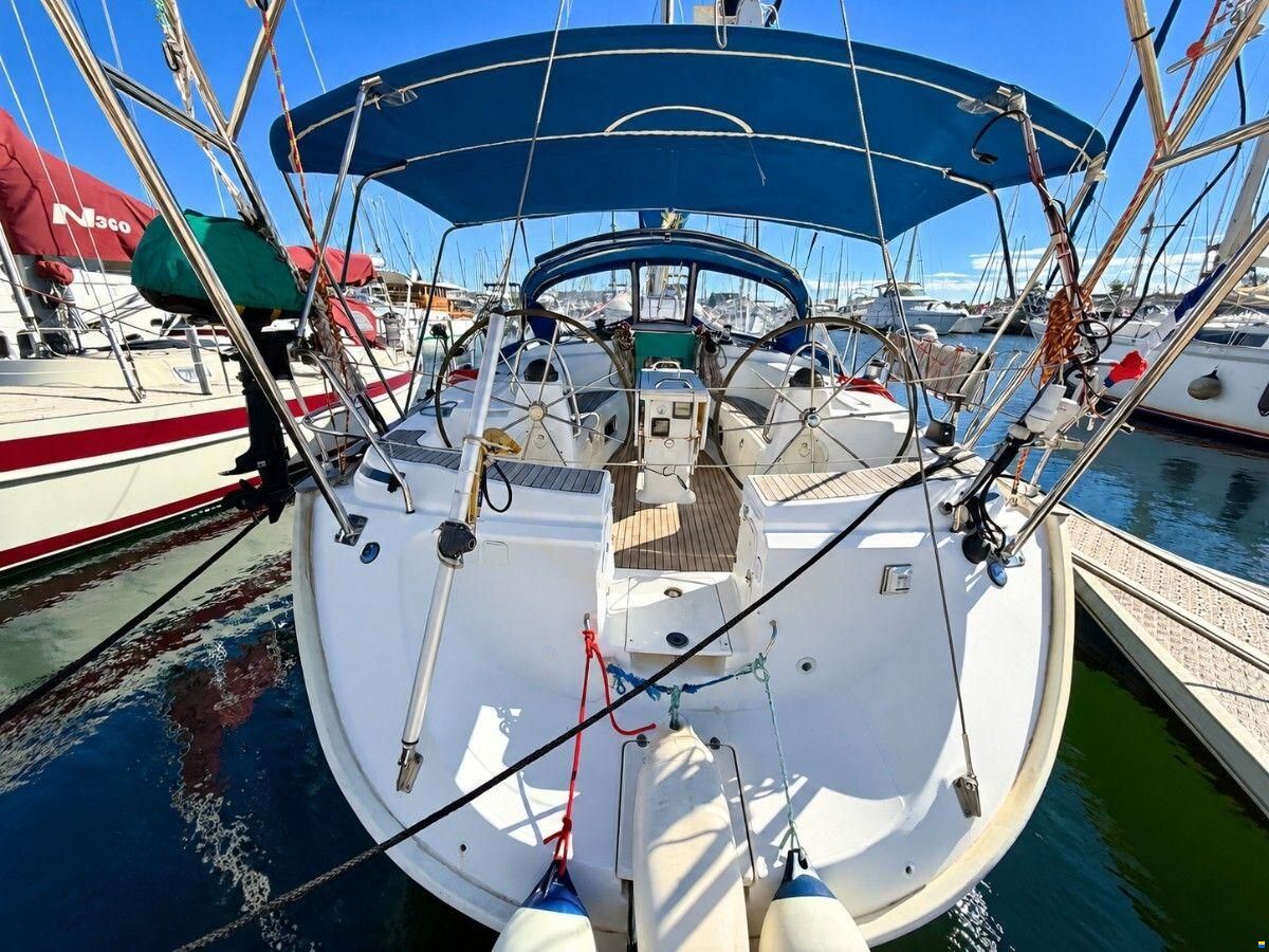 Bavaria 44