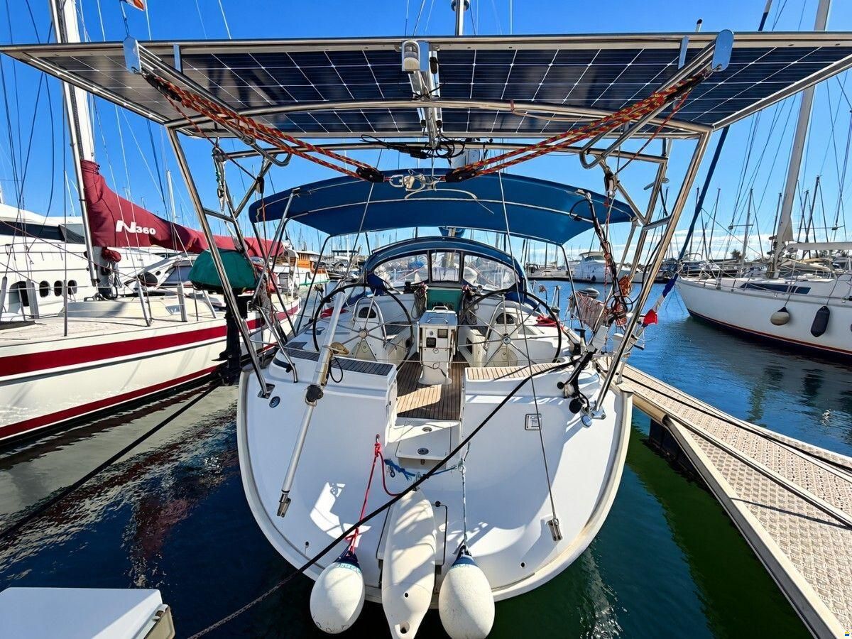 Bavaria 44