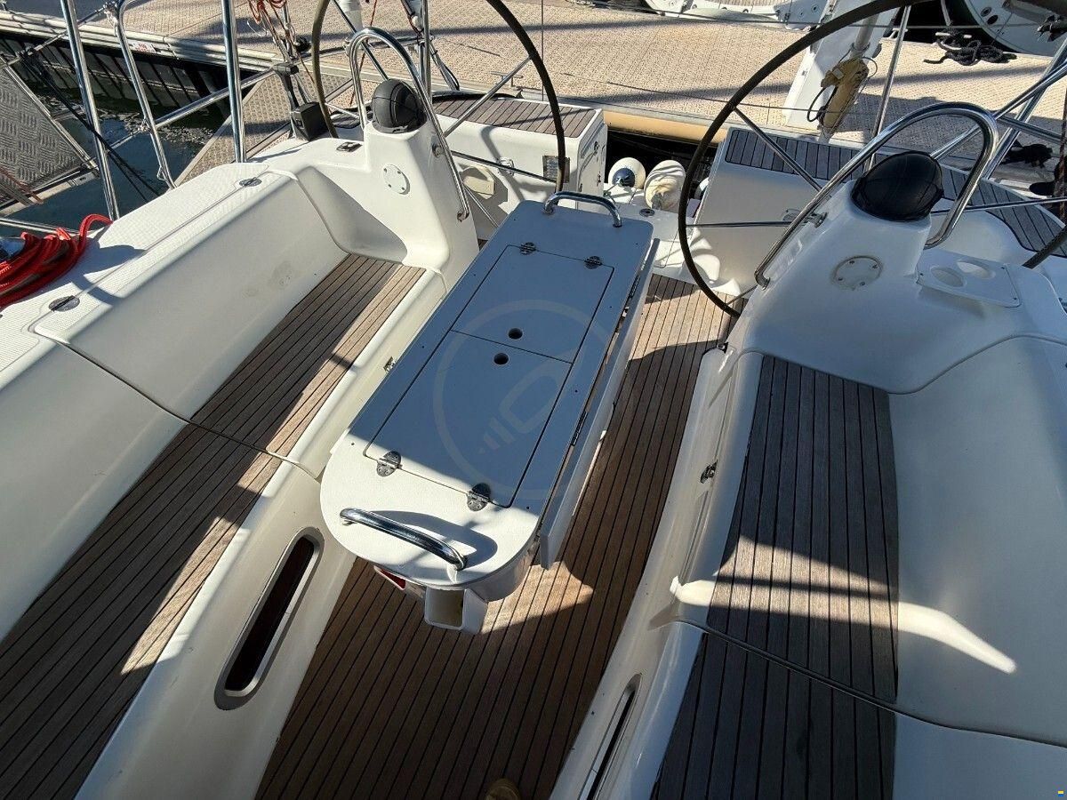 Bavaria 44