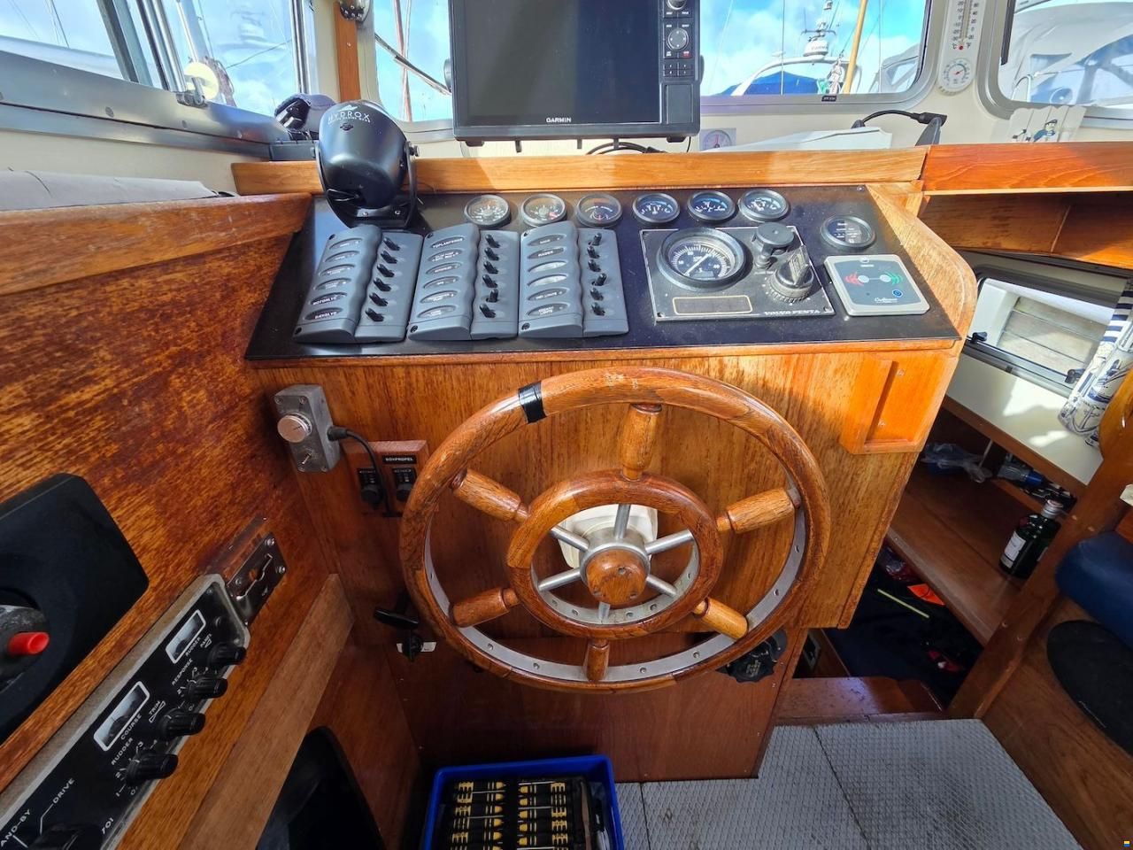 Fisher 30 Ketch