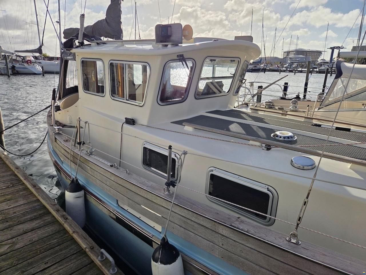 Fisher 30 Ketch