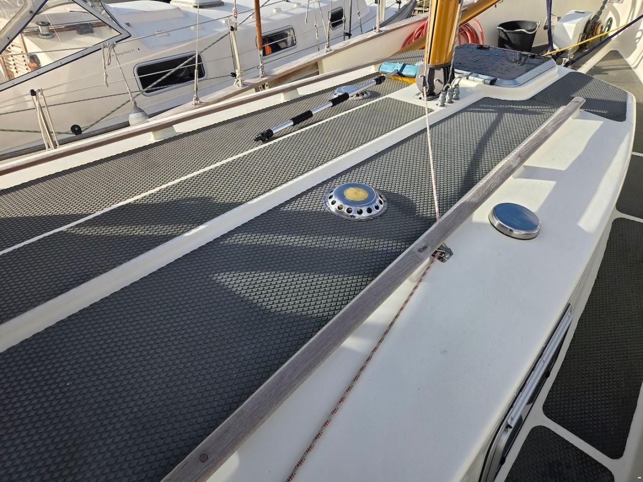 Fisher 30 Ketch