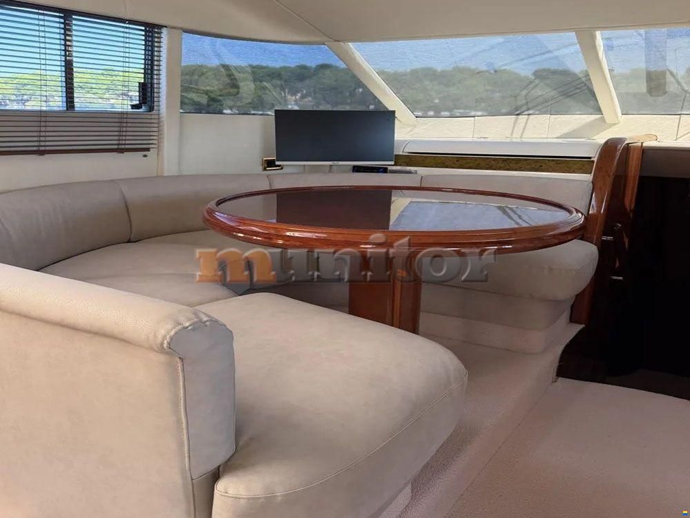 Fairline Squadron 55 Fly