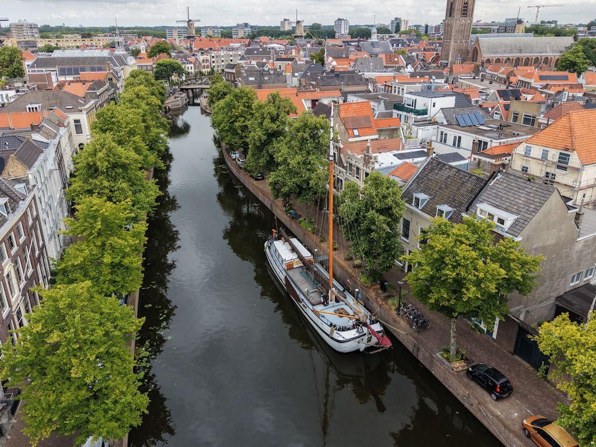 Zeetjalk met woonbestemming en CBB