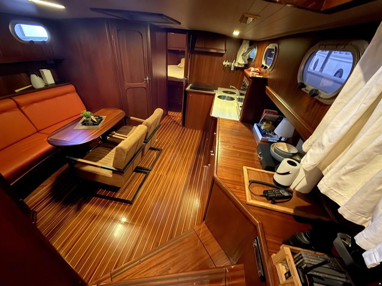 Crown yachts Crown Cruiser 12.85 OK Spie