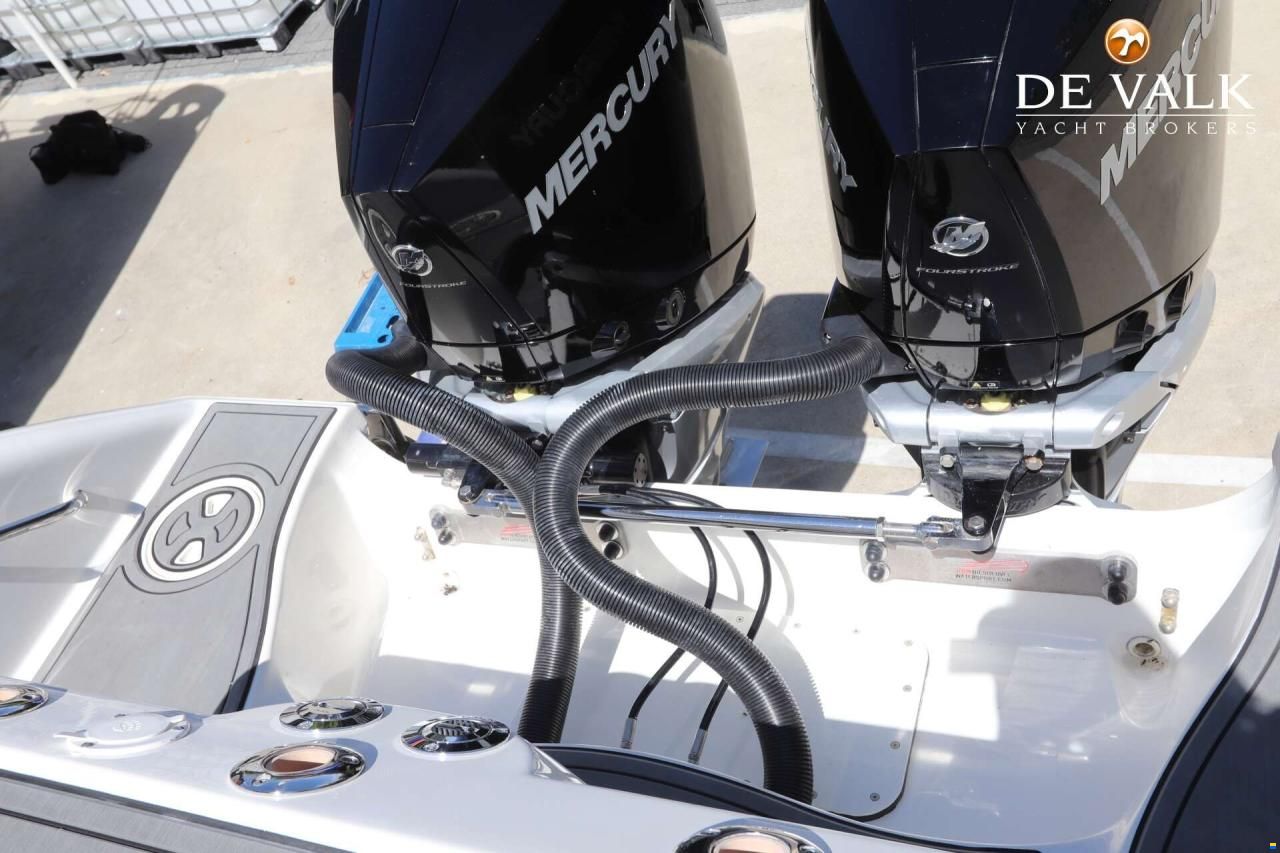 Boston Whaler 270 Outrage