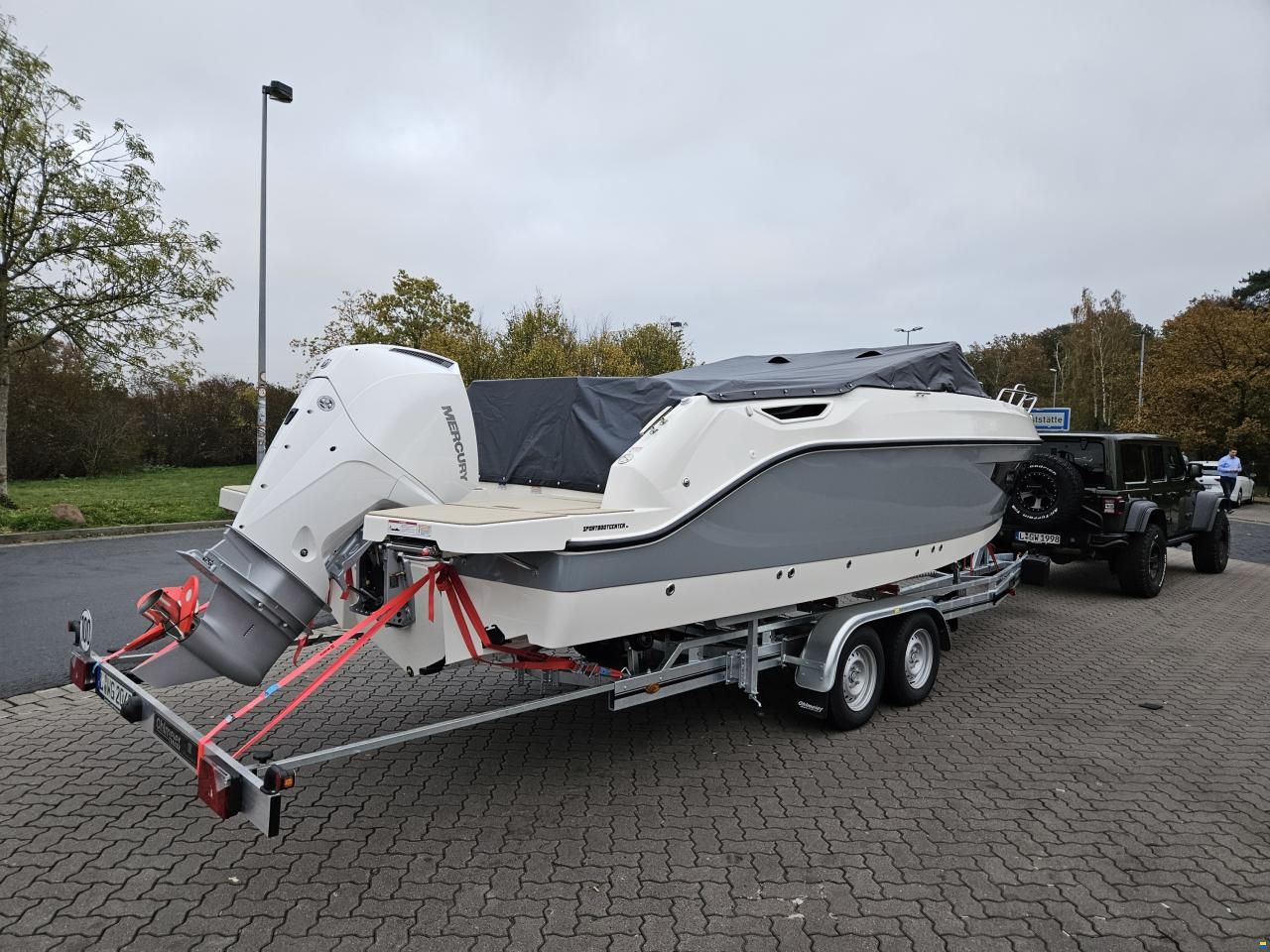Quicksilver 755 Cruiser