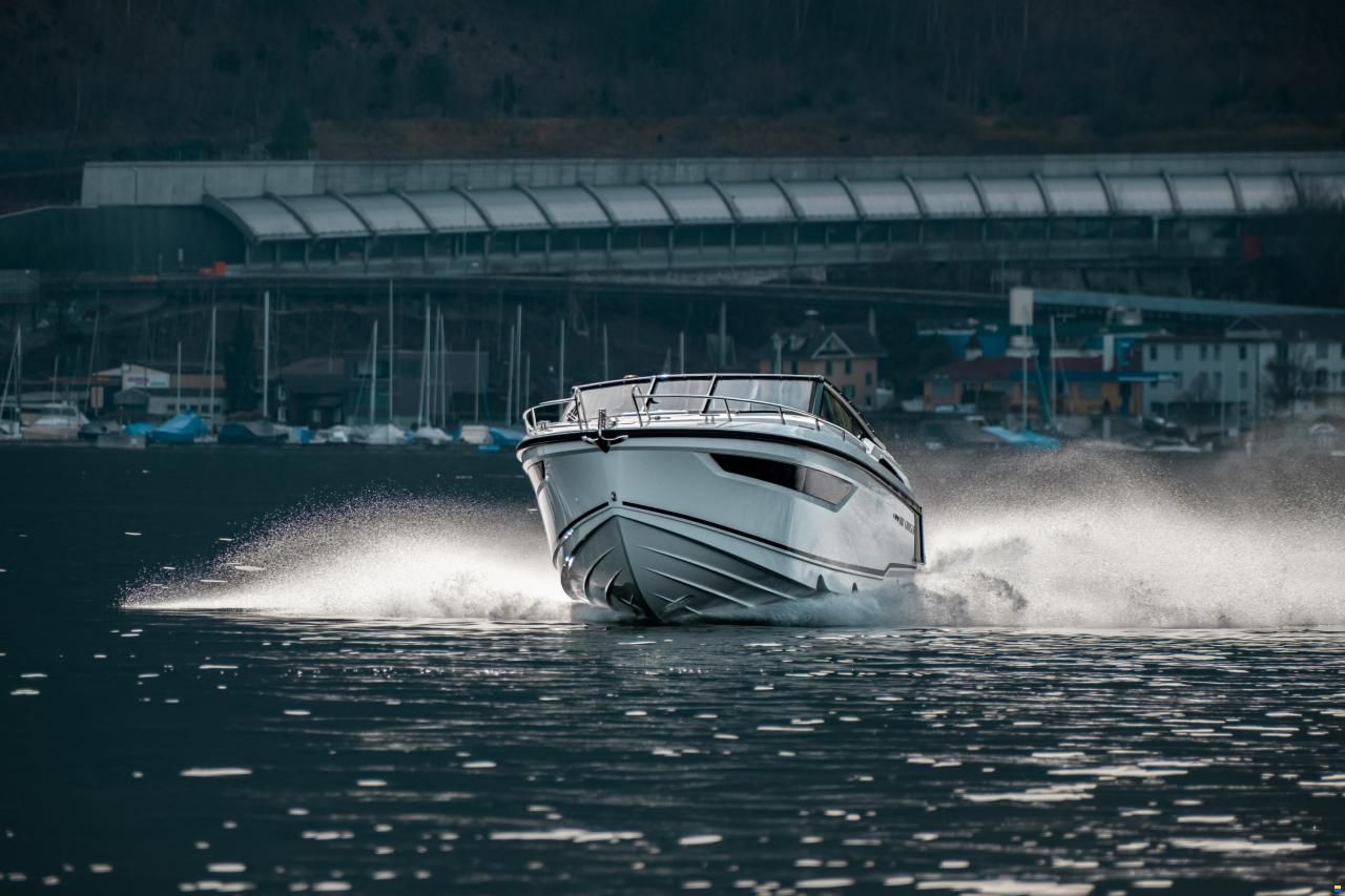 Parker 800 Cruiser