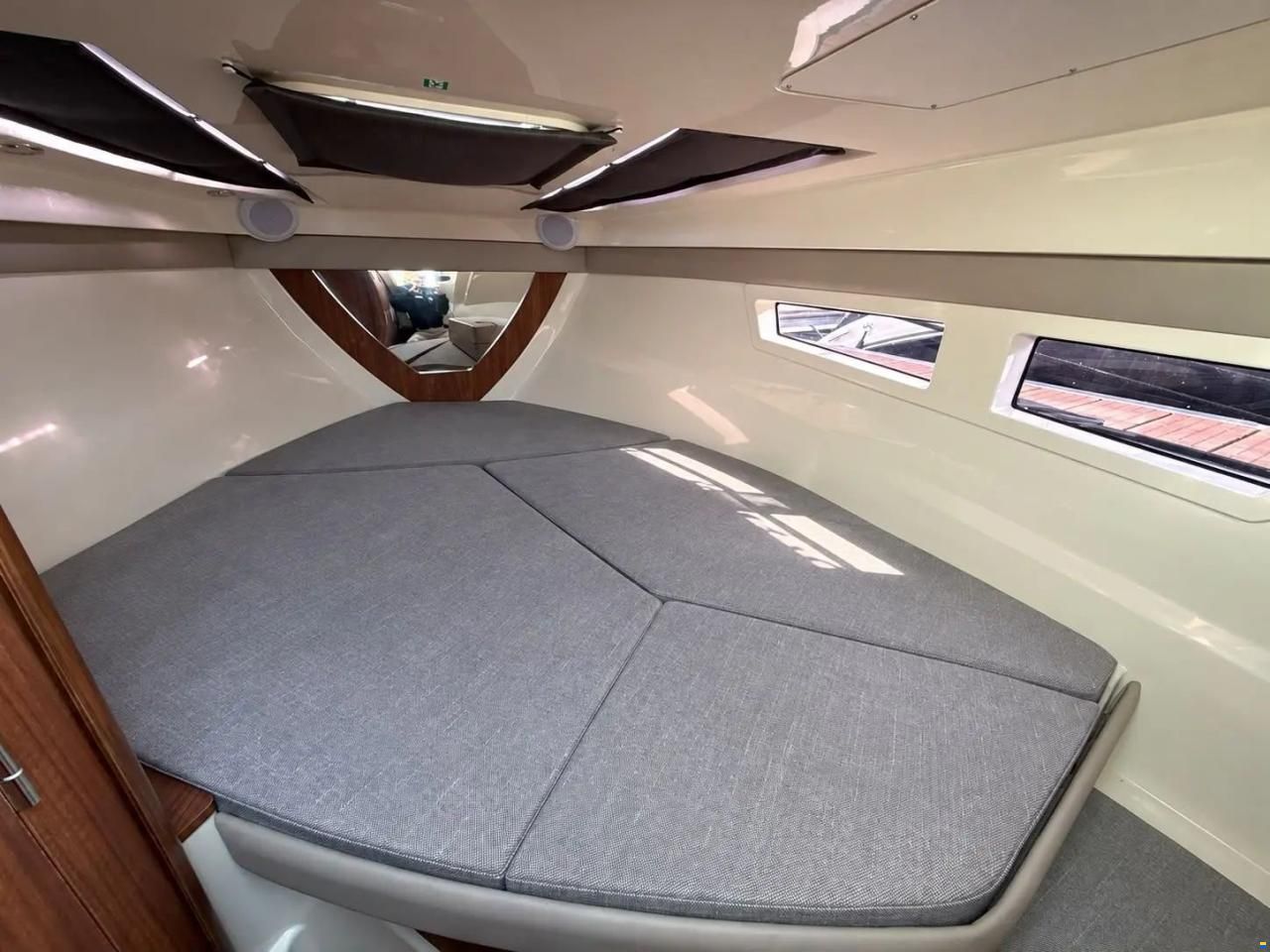 Quicksilver Activ 805 Cruiser