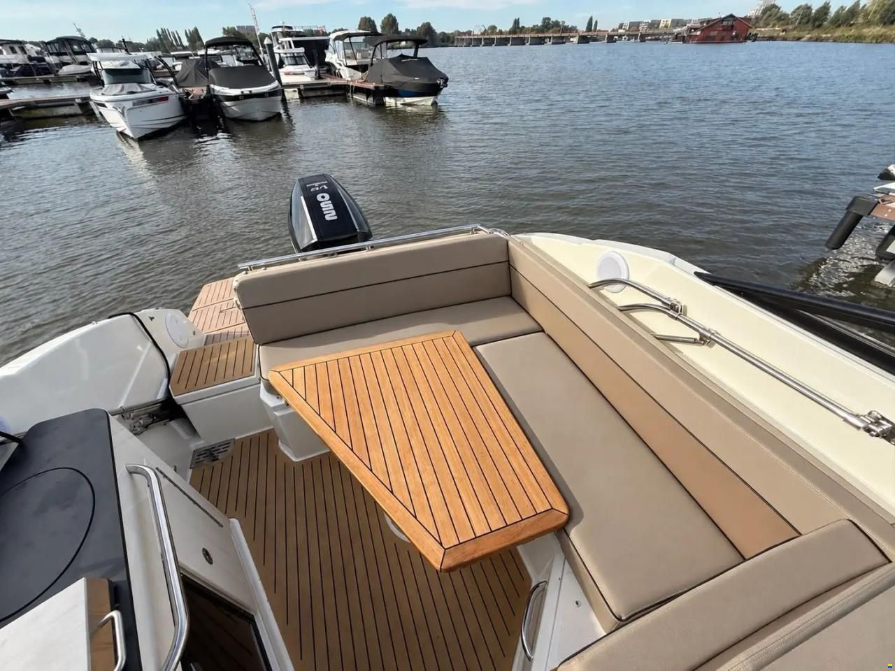 Quicksilver Activ 805 Cruiser