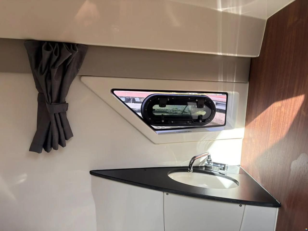 Quicksilver Activ 805 Cruiser