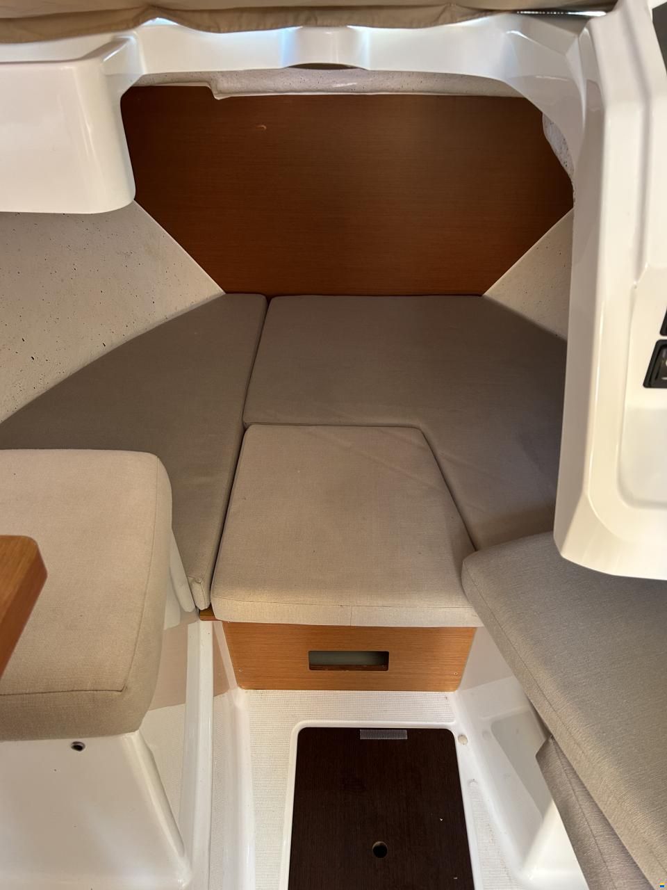 Jeanneau Merry Fisher 605