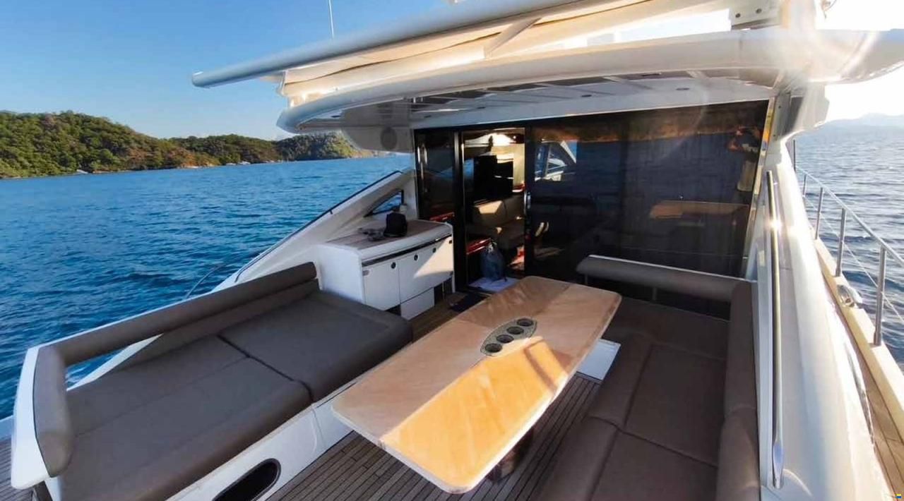 Princess V65