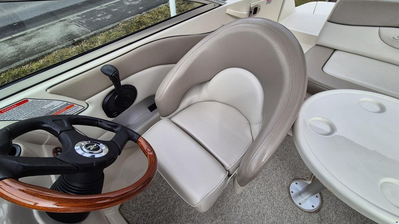 Sea Ray 200 Sundeck