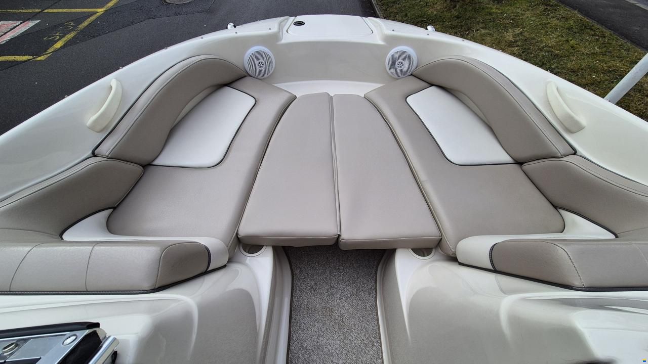 Sea Ray 200 Sundeck