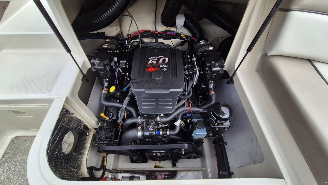 Sea Ray 200 Sundeck