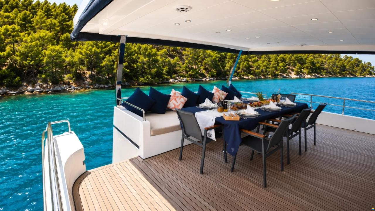 Custom Trawler 26m