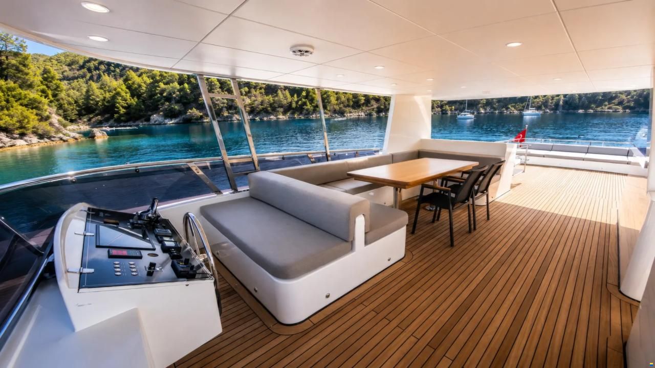 Custom Trawler 26m