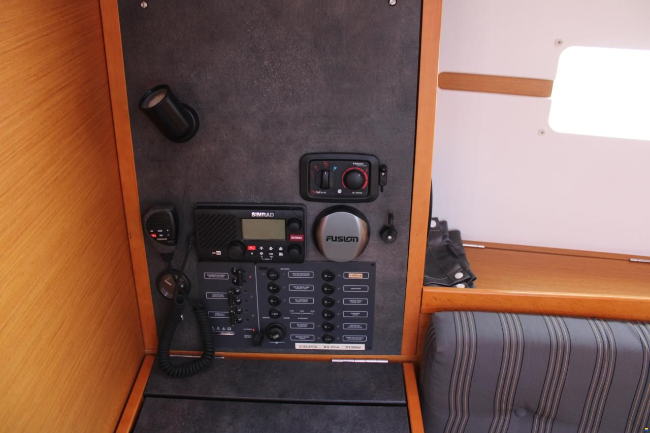 Sun Odyssey 349