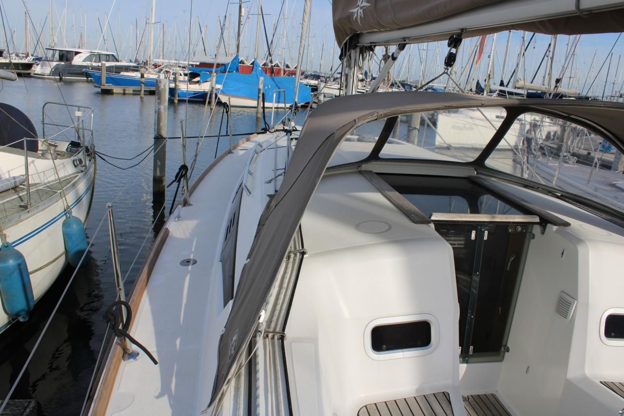 Sun Odyssey 349