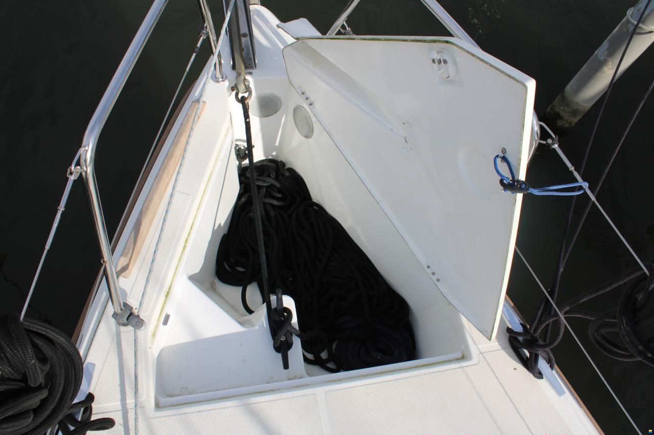 Sun Odyssey 349