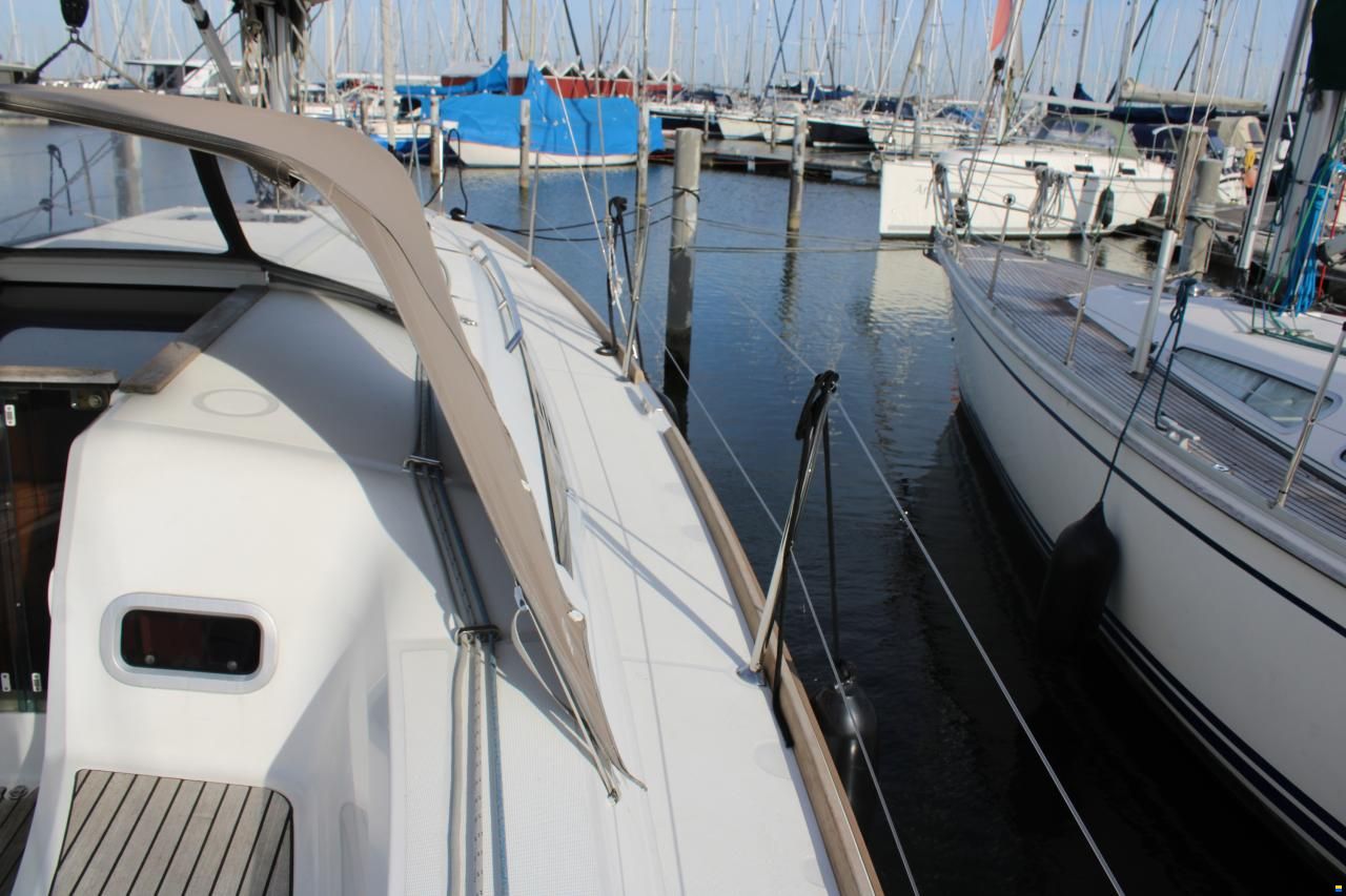 Sun Odyssey 349