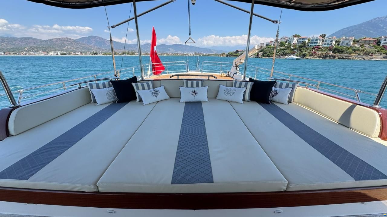 Custom Schooner 38m