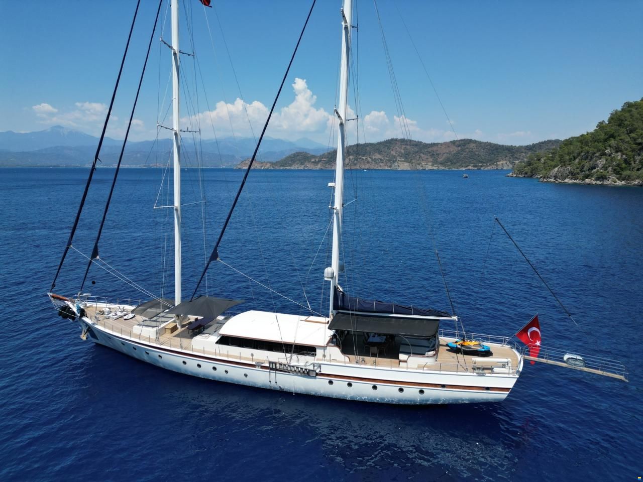 Custom Schooner 38m
