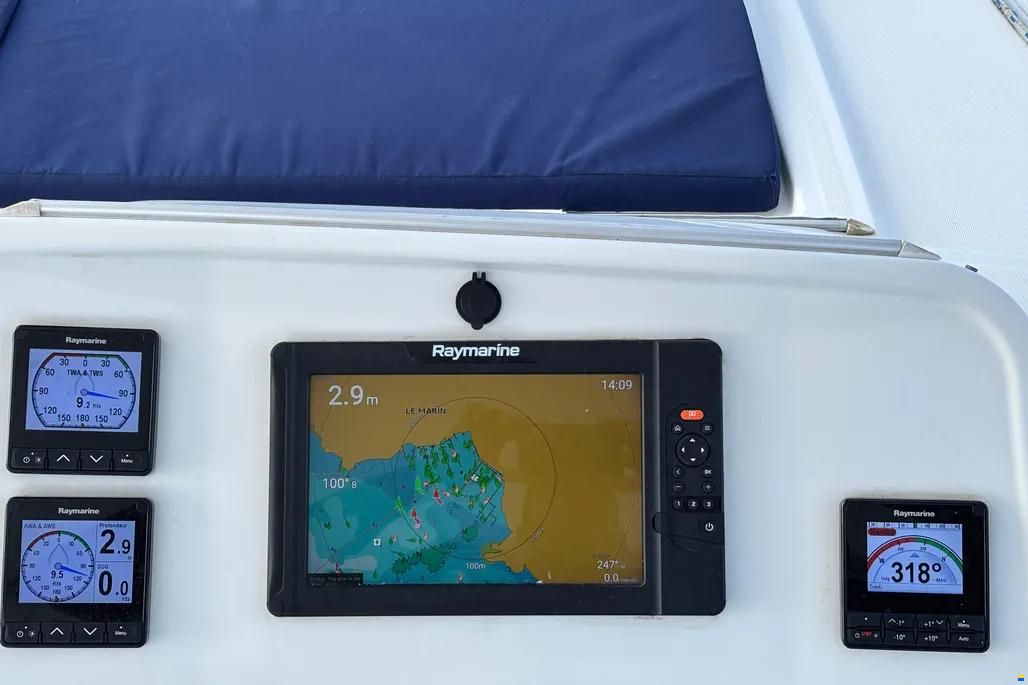 LAGOON 450 F – Le catamaran idéal