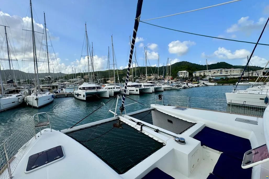 LAGOON 450 F – Le catamaran idéal