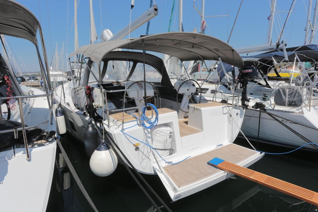 Hanse 458