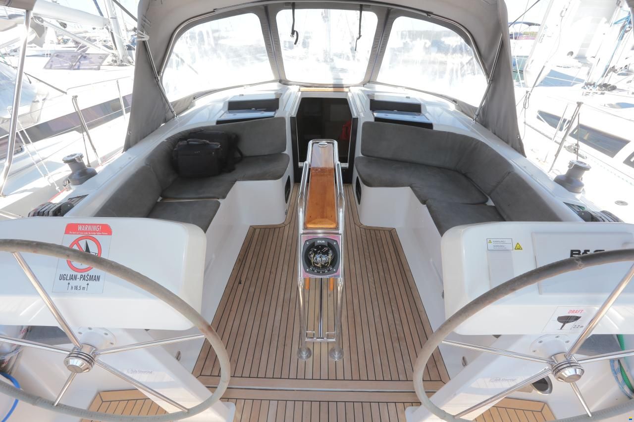 Hanse 458