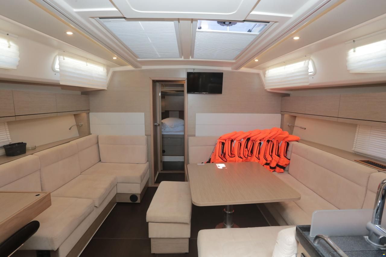 Hanse 458